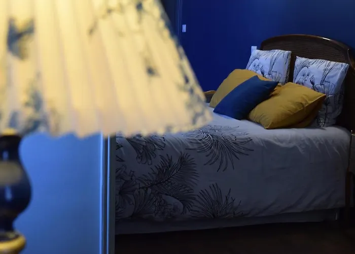 Couette-café D'hotes Cote Halles 3*